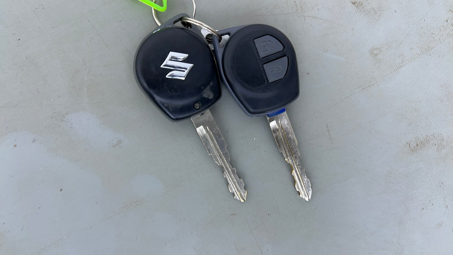 Used 2012 Maruti Suzuki Swift VXi Petrol Manual extra CAR KEY VIEW