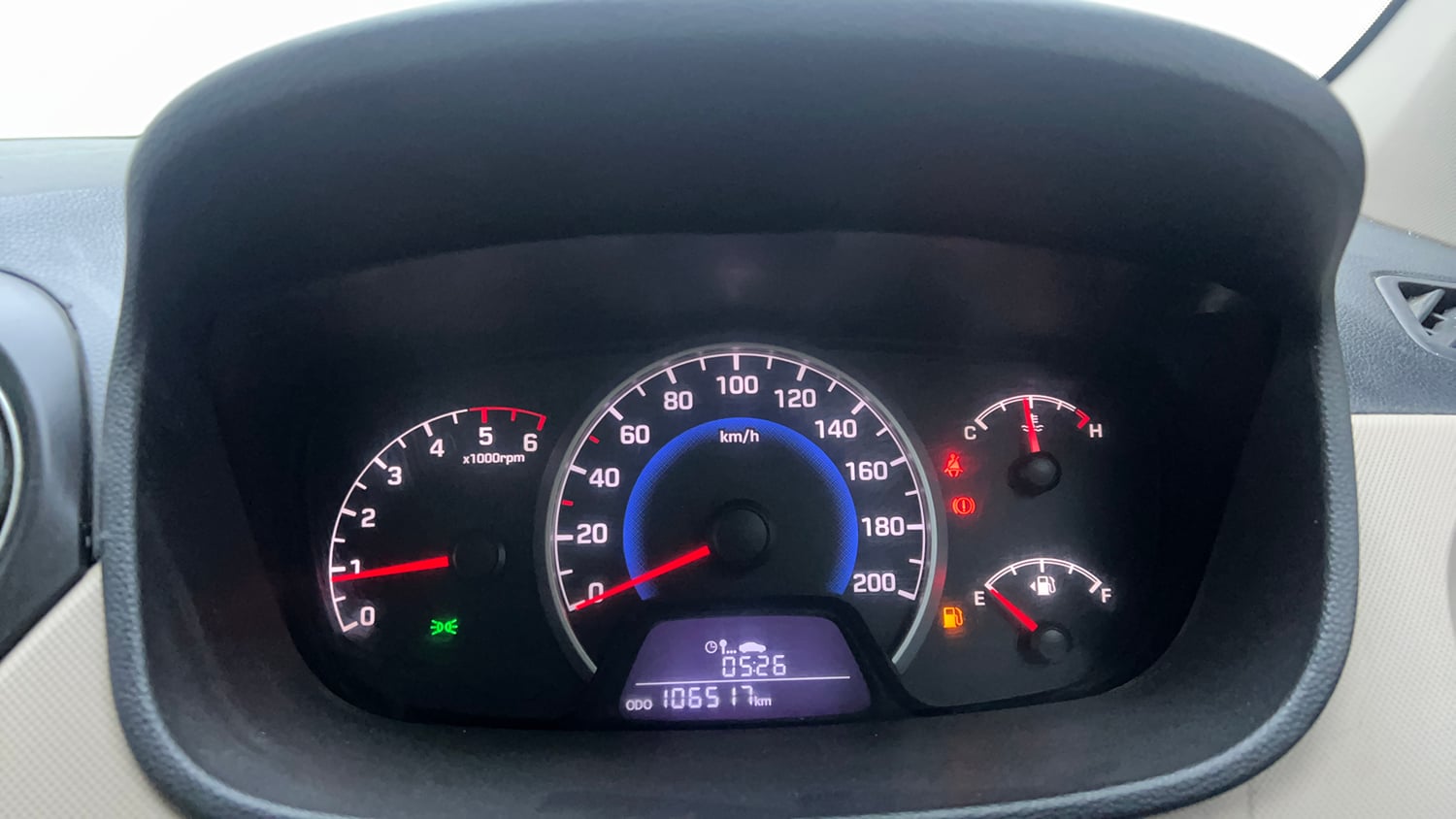 Used 2017 Hyundai Grand i10 Sportz U2 1.2 CRDi Diesel Manual interior CLUSTERMETER VIEW