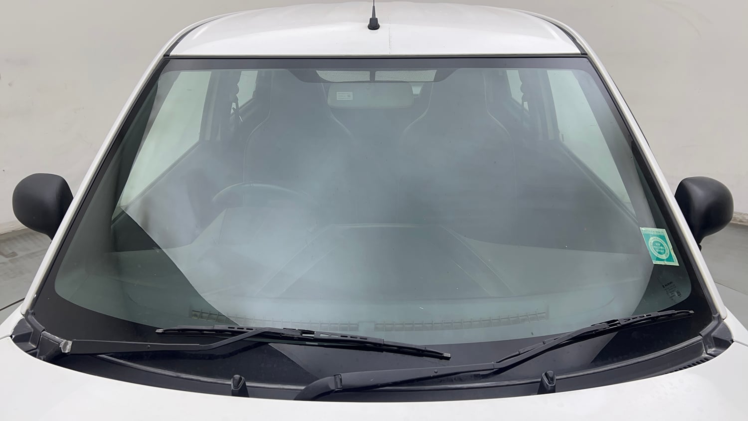 Used 2022 Maruti Suzuki Wagon R LXi (O) 1.0 CNG Cng Manual exterior FRONT WINDSHIELD VIEW