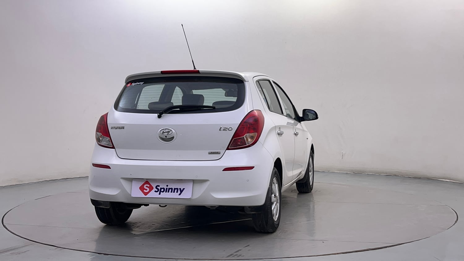 Used 2013 Hyundai i20 Asta 1.2 Petrol Manual exterior RIGHT REAR CORNER VIEW