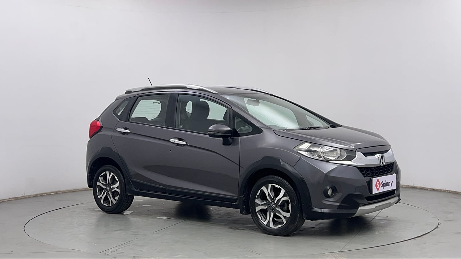 Used 2019 Honda WR-V VX MT Diesel Diesel Manual exterior RIGHT FRONT CORNER VIEW