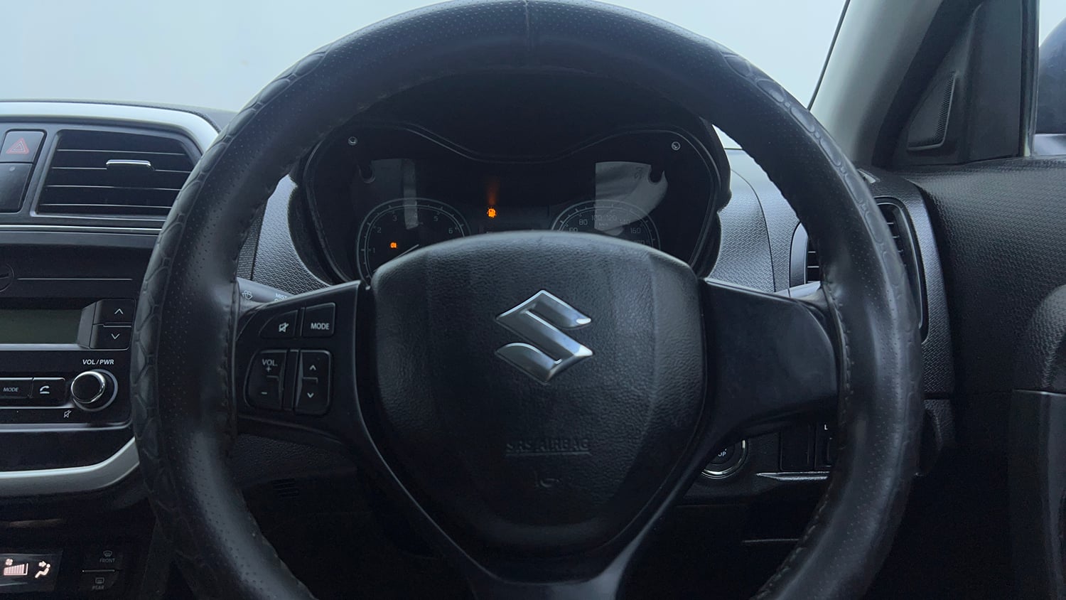 Used 2022 maruti-suzuki Vitara Brezza VXi Petrol Manual top_features Steering mounted controls