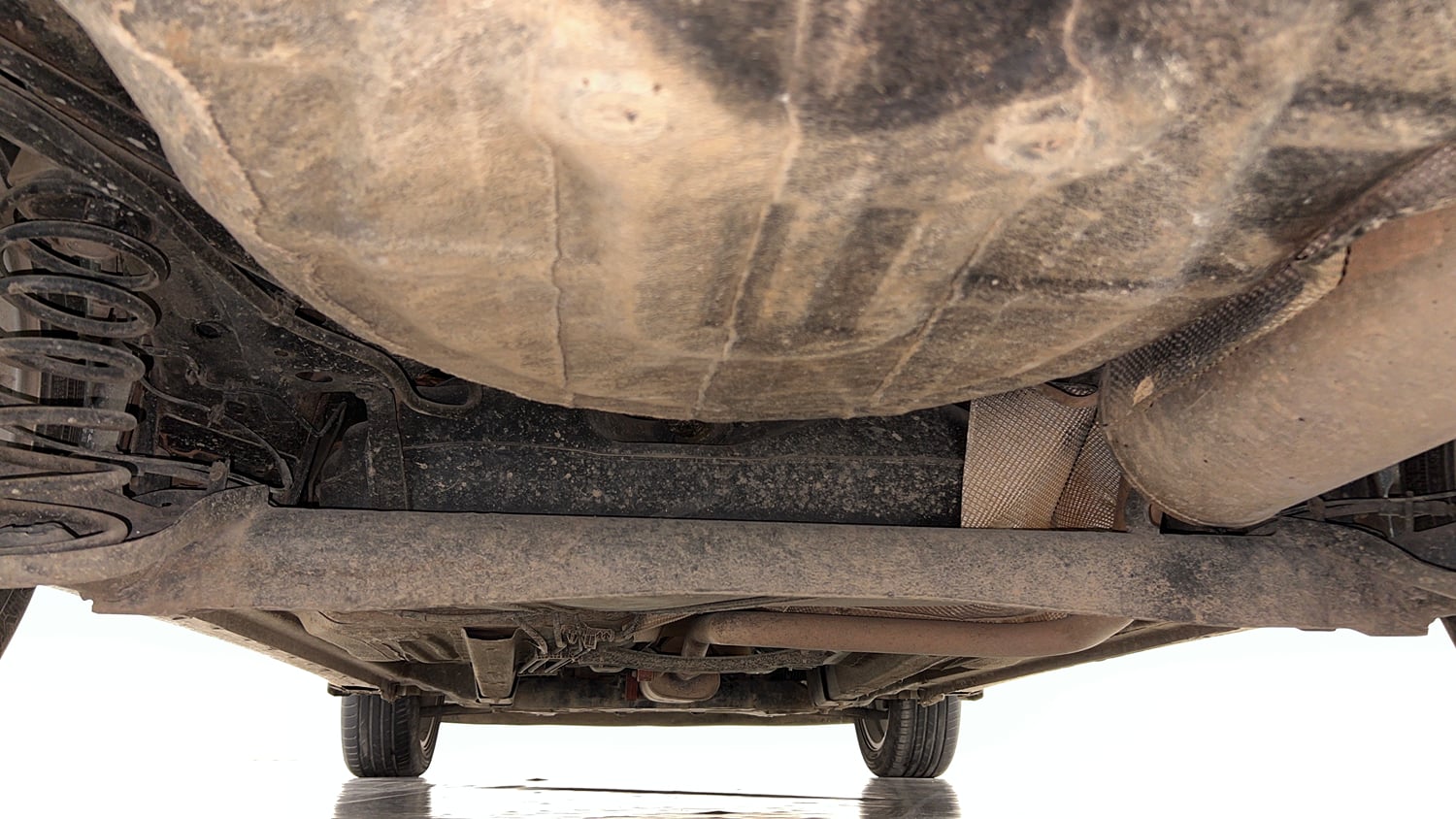 Used 2019 Ford Figo Aspire Titanium 1.2 Ti-VCT Petrol Manual extra REAR UNDERBODY VIEW (TAKEN FROM REAR)