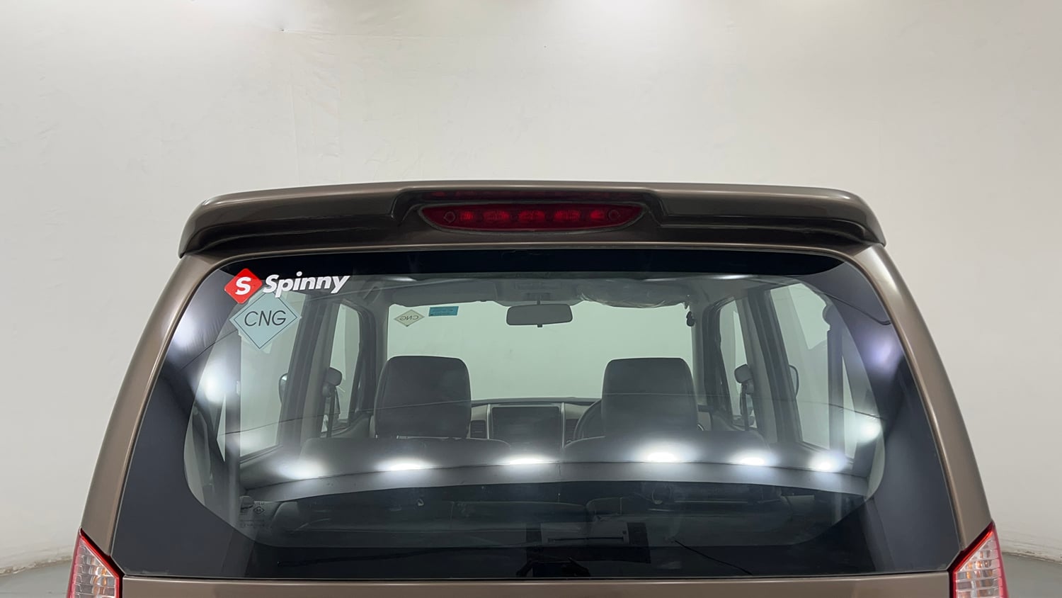 Used 2014 Maruti Suzuki Wagon R LXI CNG Cng Manual exterior BACK WINDSHIELD VIEW