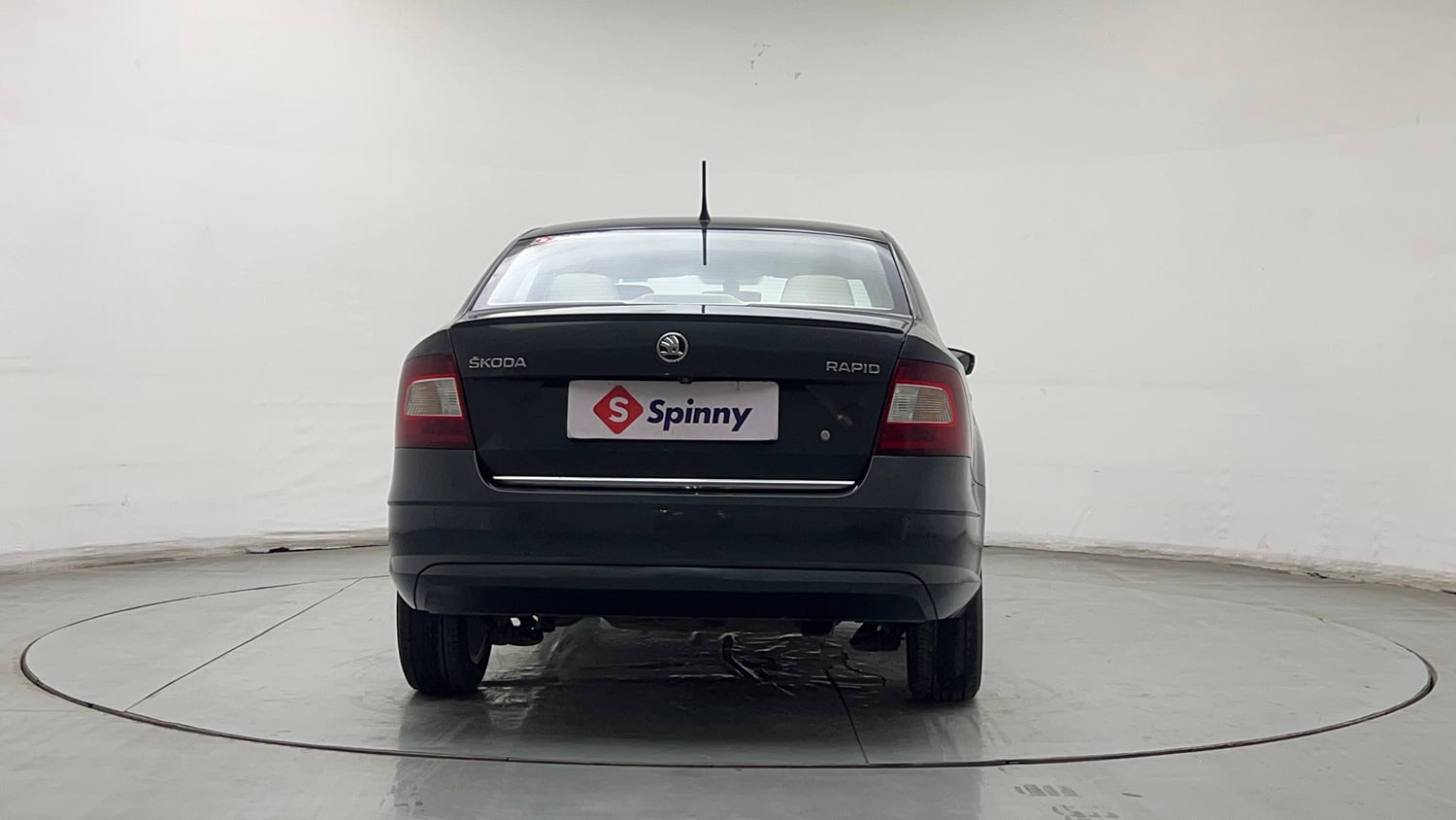 Used 2018 Skoda Rapid Style 1.6 MPI Petrol Manual exterior BACK VIEW