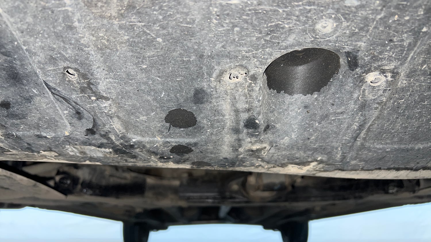 Used 2019 Hyundai Elite i20 Sportz Plus 1.2 Petrol Manual extra FRONT LEFT UNDERBODY VIEW