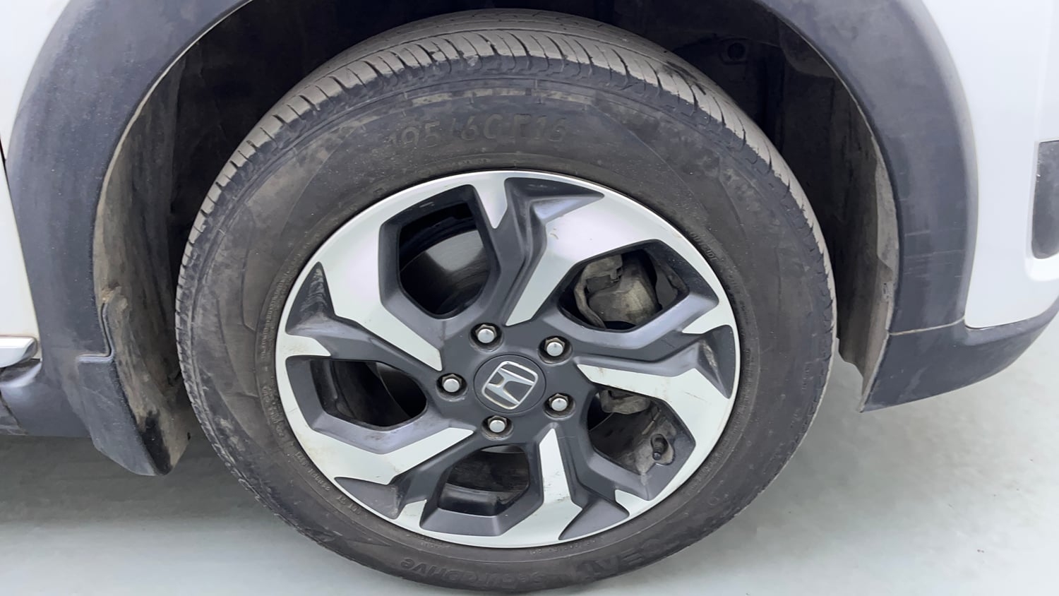 Used 2017 Honda BR-V VX Diesel Diesel Manual tyres RIGHT FRONT TYRE RIM VIEW