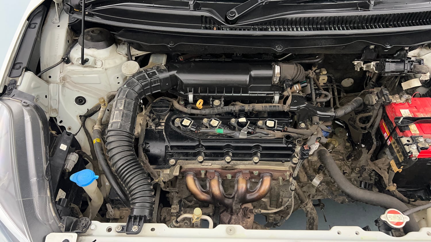 Used 2020 Maruti Suzuki Baleno Delta Petrol Manual engine ENGINE RIGHT SIDE VIEW