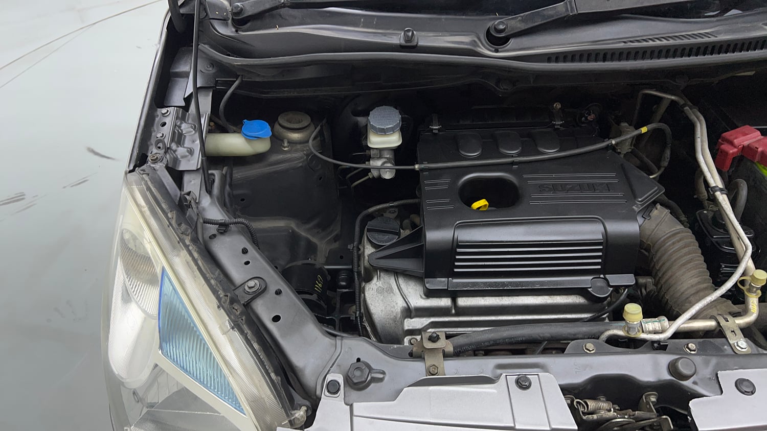 Used 2017 Maruti Suzuki Wagon R VXI Petrol Manual engine ENGINE RIGHT SIDE VIEW