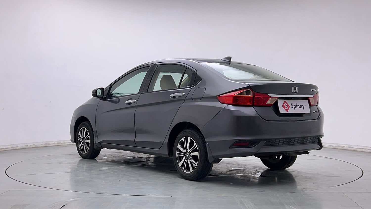 Used 2017 Honda City V CVT Petrol Petrol Automatic exterior LEFT REAR CORNER VIEW