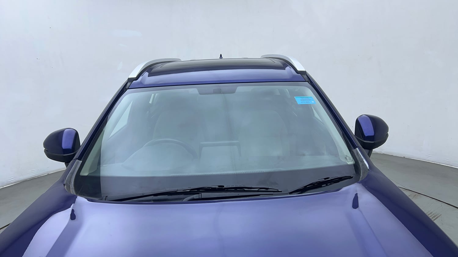 Used 2023 Honda Elevate VX MT Petrol Manual exterior FRONT WINDSHIELD VIEW