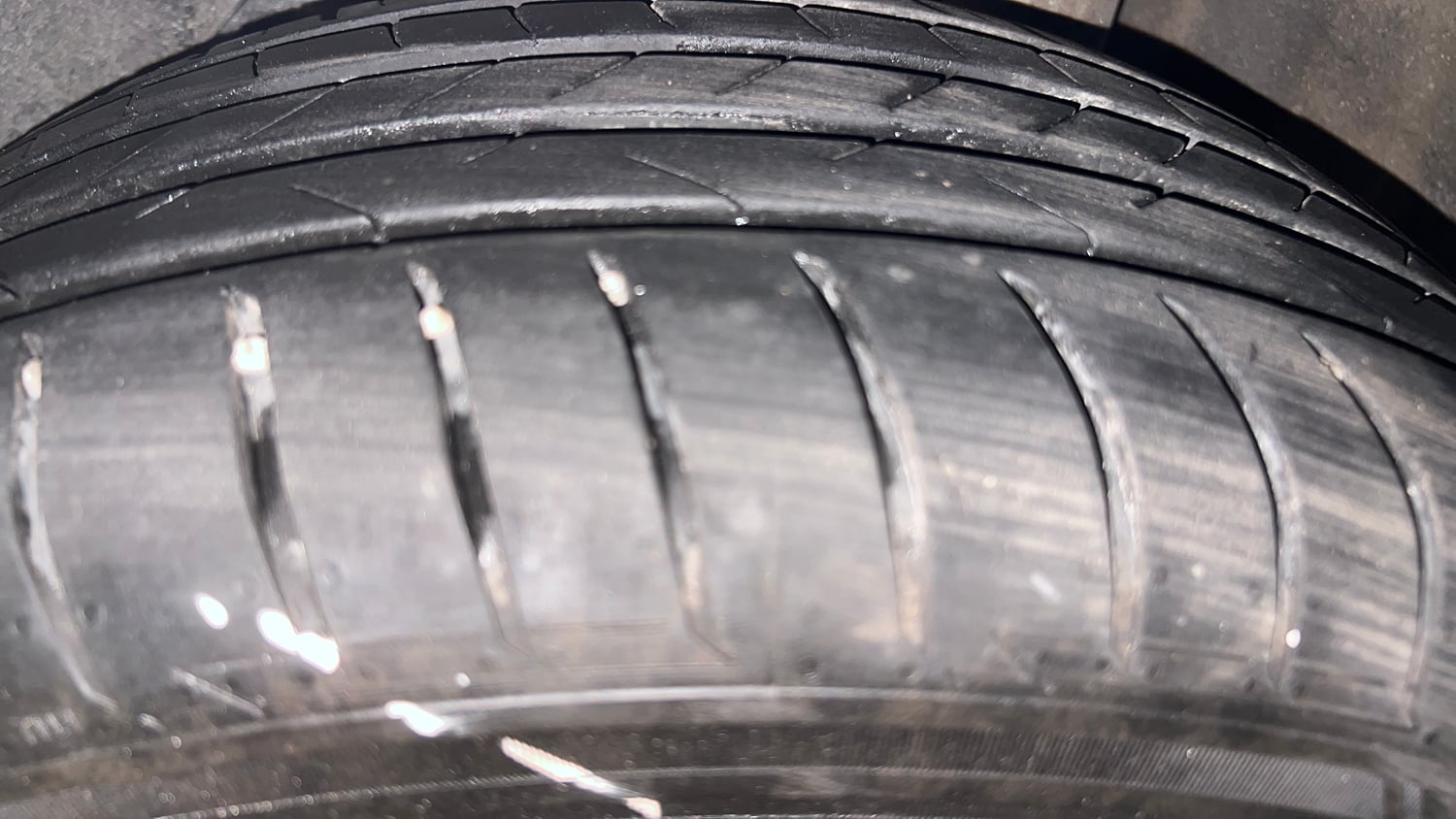 Used 2019 Ford Figo Aspire Titanium 1.2 Ti-VCT Petrol Manual tyres LEFT REAR TYRE TREAD VIEW