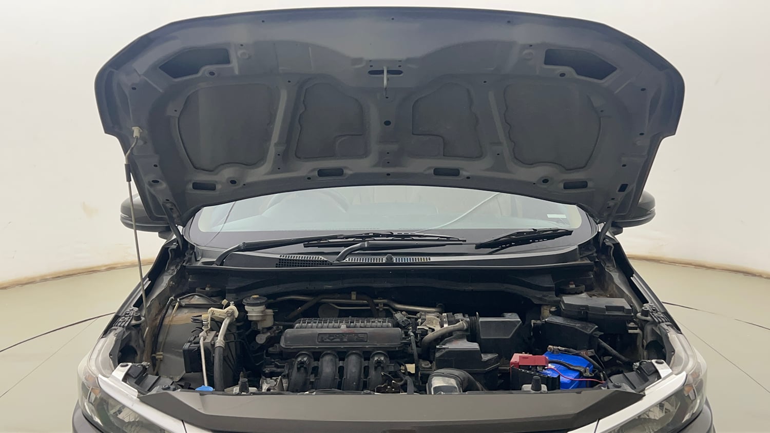 Used 2019 Honda Amaze 1.2 S MT Petrol Petrol Manual engine ENGINE & BONNET OPEN FRONT VIEW