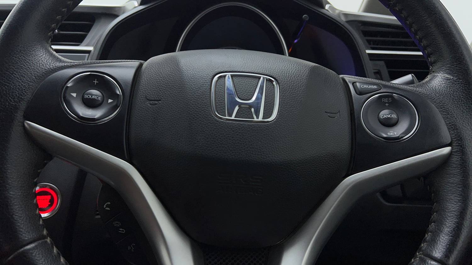 Used 2022 Honda WR-V VX MT Petrol Petrol Manual top_features Airbags