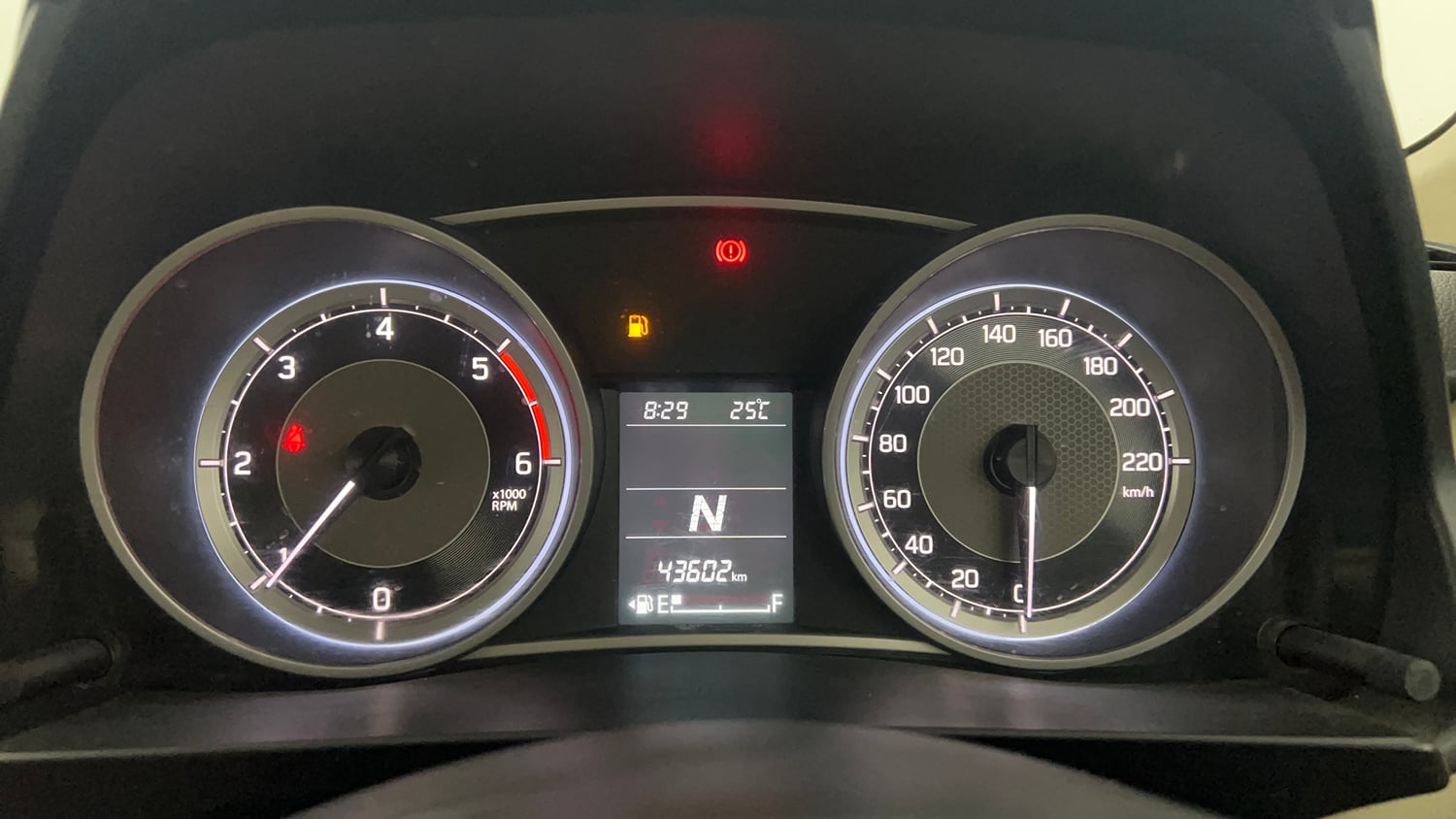 Used 2018 Maruti Suzuki Dzire VDi AMT Diesel Automatic interior CLUSTERMETER VIEW