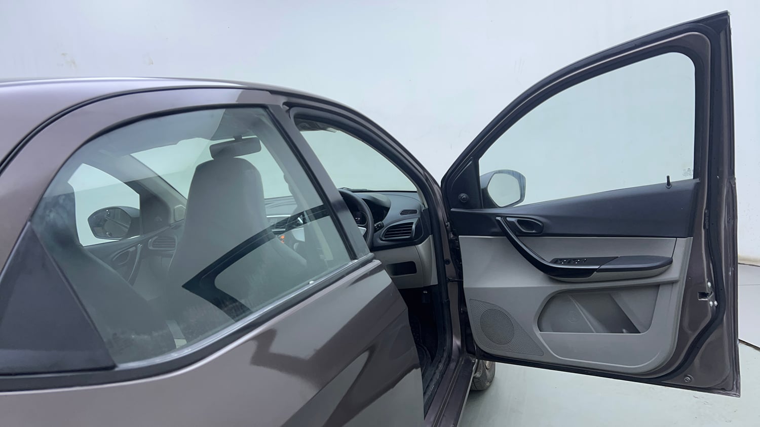 Used 2016 Tata Tiago Revotron XM Petrol Manual interior RIGHT FRONT DOOR OPEN VIEW