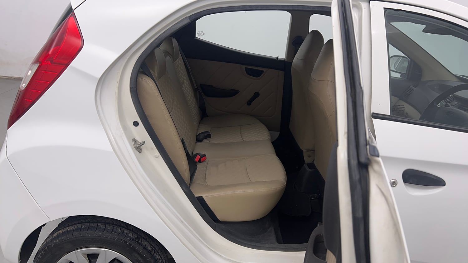 Used 2019 Hyundai Eon Magna + Petrol Manual interior RIGHT SIDE REAR DOOR CABIN VIEW