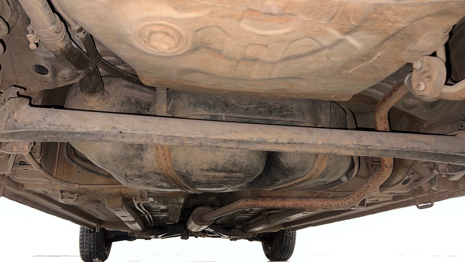 Used 2015 Maruti Suzuki Celerio ZXi AMT Petrol Automatic extra REAR UNDERBODY VIEW (TAKEN FROM REAR)