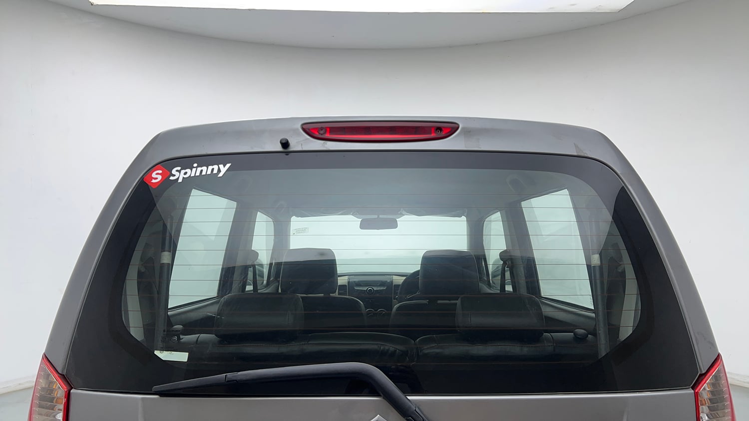 Used 2017 Maruti Suzuki Wagon R VXI Petrol Manual exterior BACK WINDSHIELD VIEW