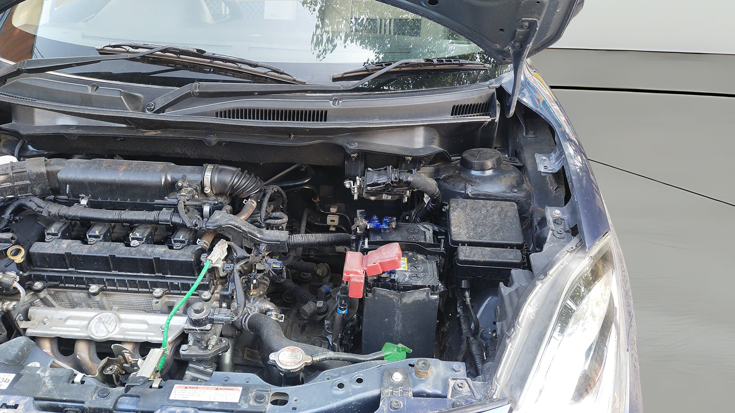 Used 2021 Maruti Suzuki Dzire ZXi Plus Petrol Manual engine ENGINE LEFT SIDE VIEW