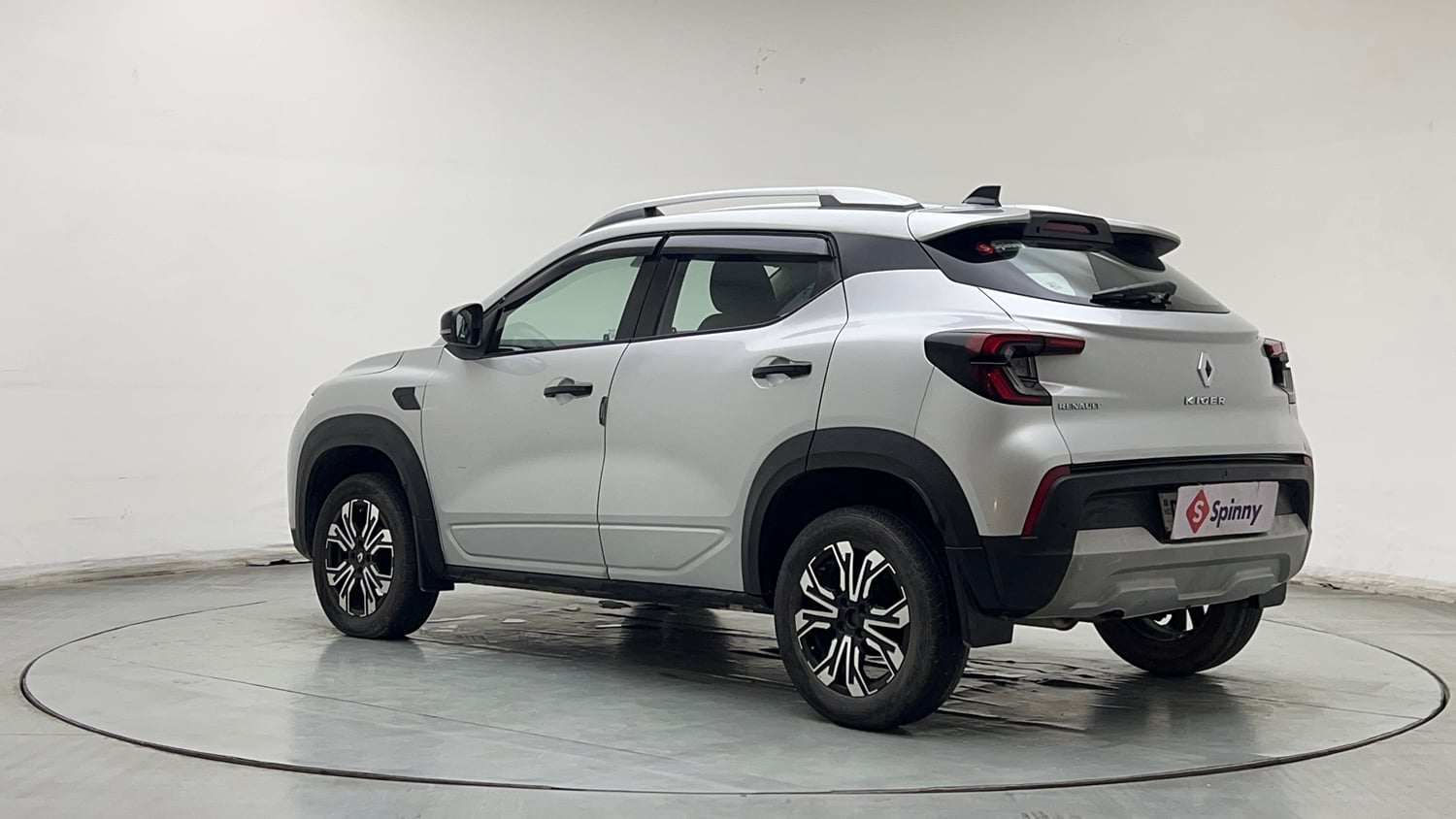 Used 2022 Renault Kiger RXT (O) MT Petrol Manual exterior LEFT REAR CORNER VIEW