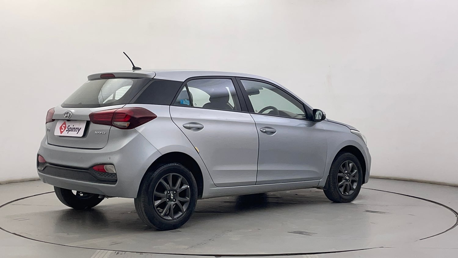 Used 2020 Hyundai Elite i20 Sportz Plus 1.2 Petrol Manual exterior RIGHT REAR CORNER VIEW