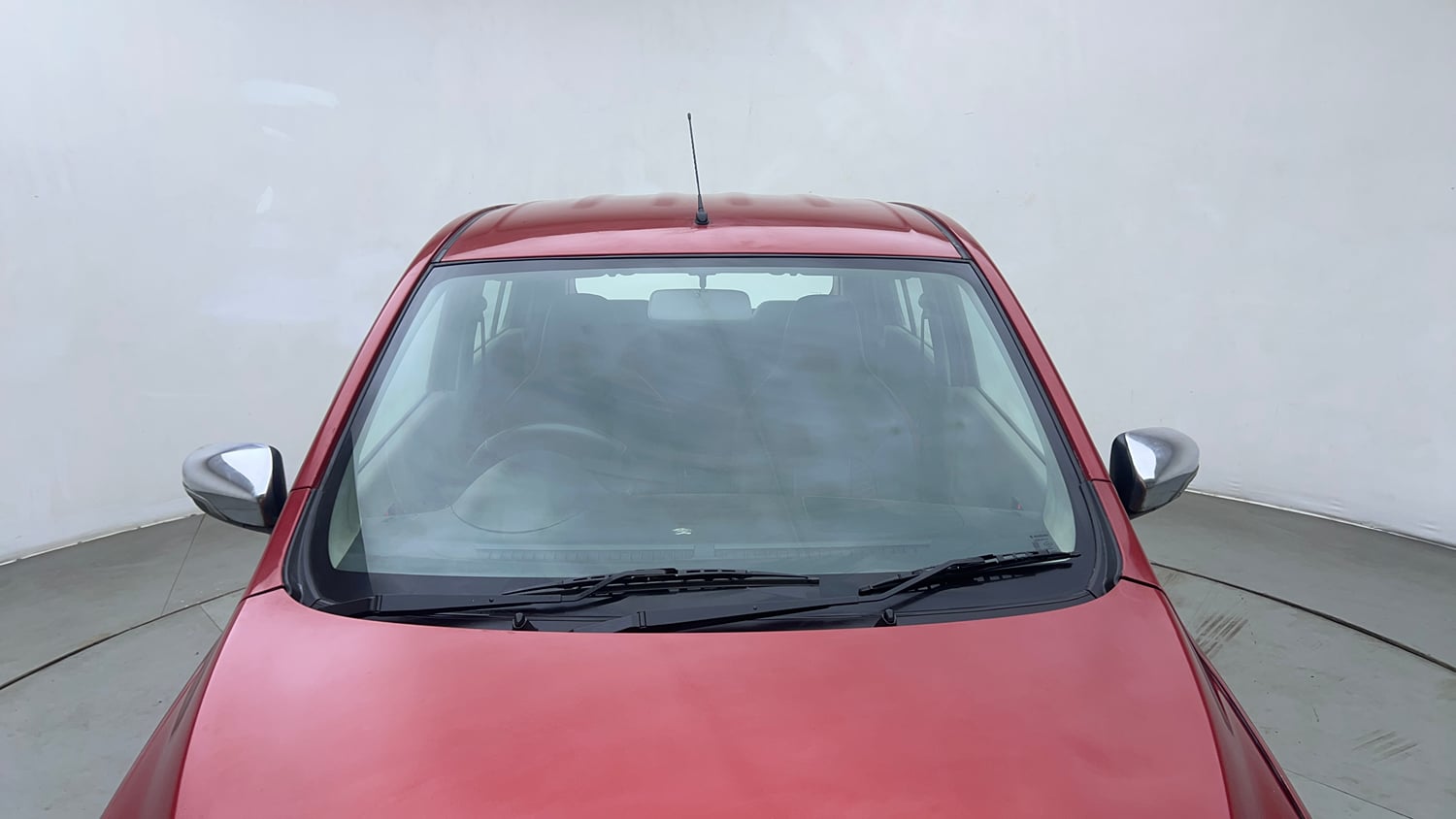 Used 2014 Maruti Suzuki Celerio LXi Petrol Manual exterior FRONT WINDSHIELD VIEW