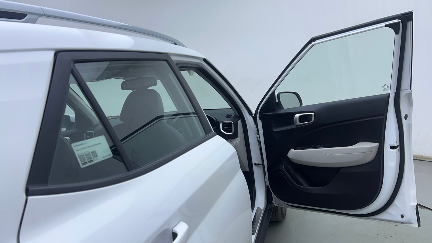 Used 2025 Hyundai Venue SX 1.2 Petrol Petrol Manual interior RIGHT FRONT DOOR OPEN VIEW