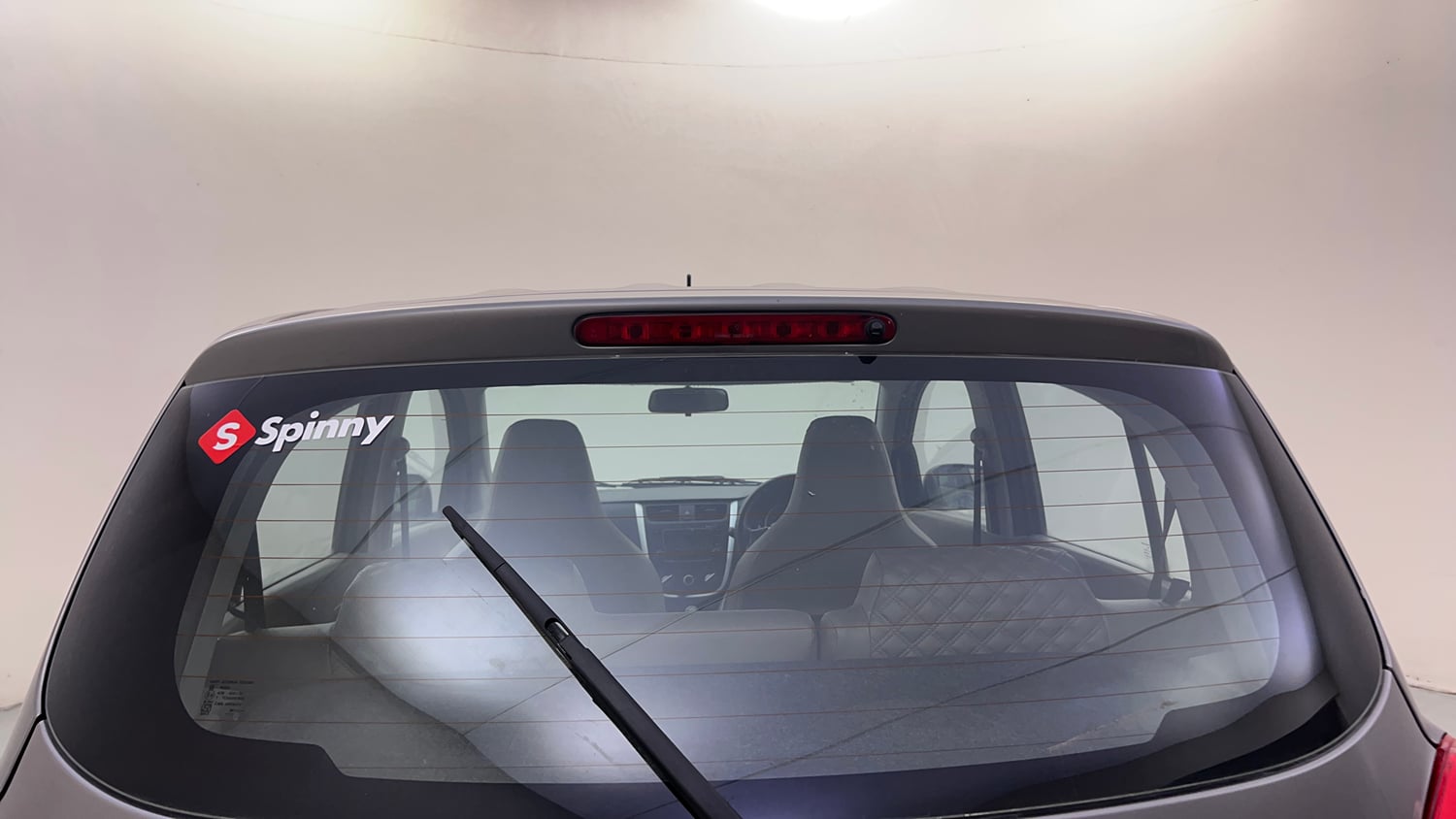 Used 2015 Maruti Suzuki Celerio ZXi AMT Petrol Automatic top_features Rear defogger