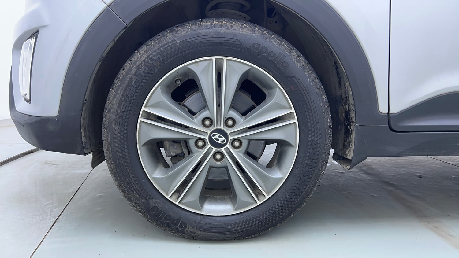 Used 2016 Hyundai Creta 1.6 SX Plus AT Petrol Petrol Automatic tyres LEFT FRONT TYRE RIM VIEW