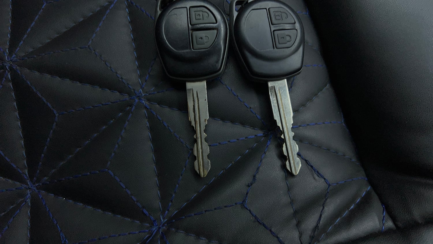 Used 2017 Maruti Suzuki Wagon R VXI Petrol Manual extra CAR KEY VIEW