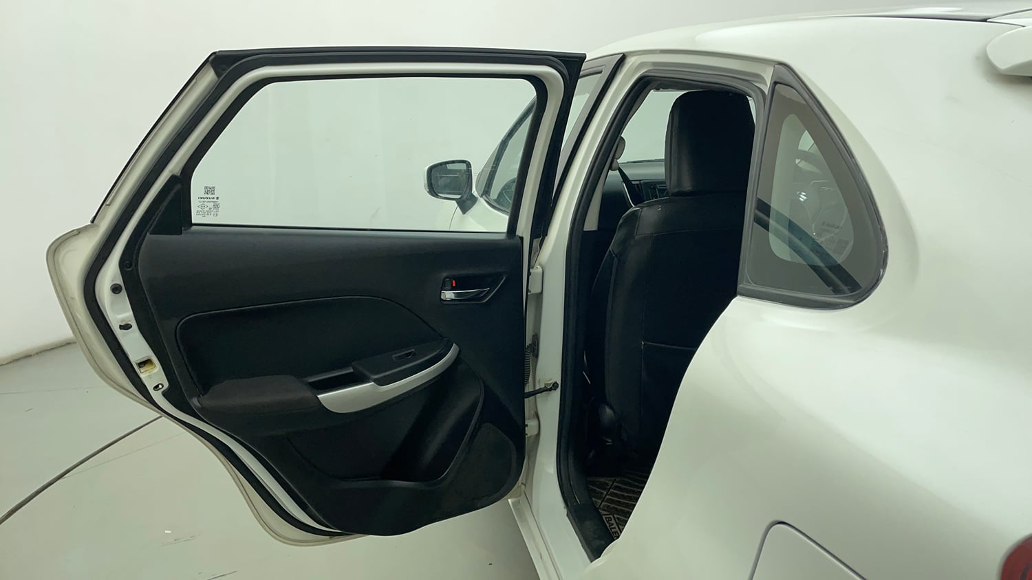 Used 2017 Maruti Suzuki Baleno Delta 1.2 Petrol Manual interior LEFT REAR DOOR OPEN VIEW