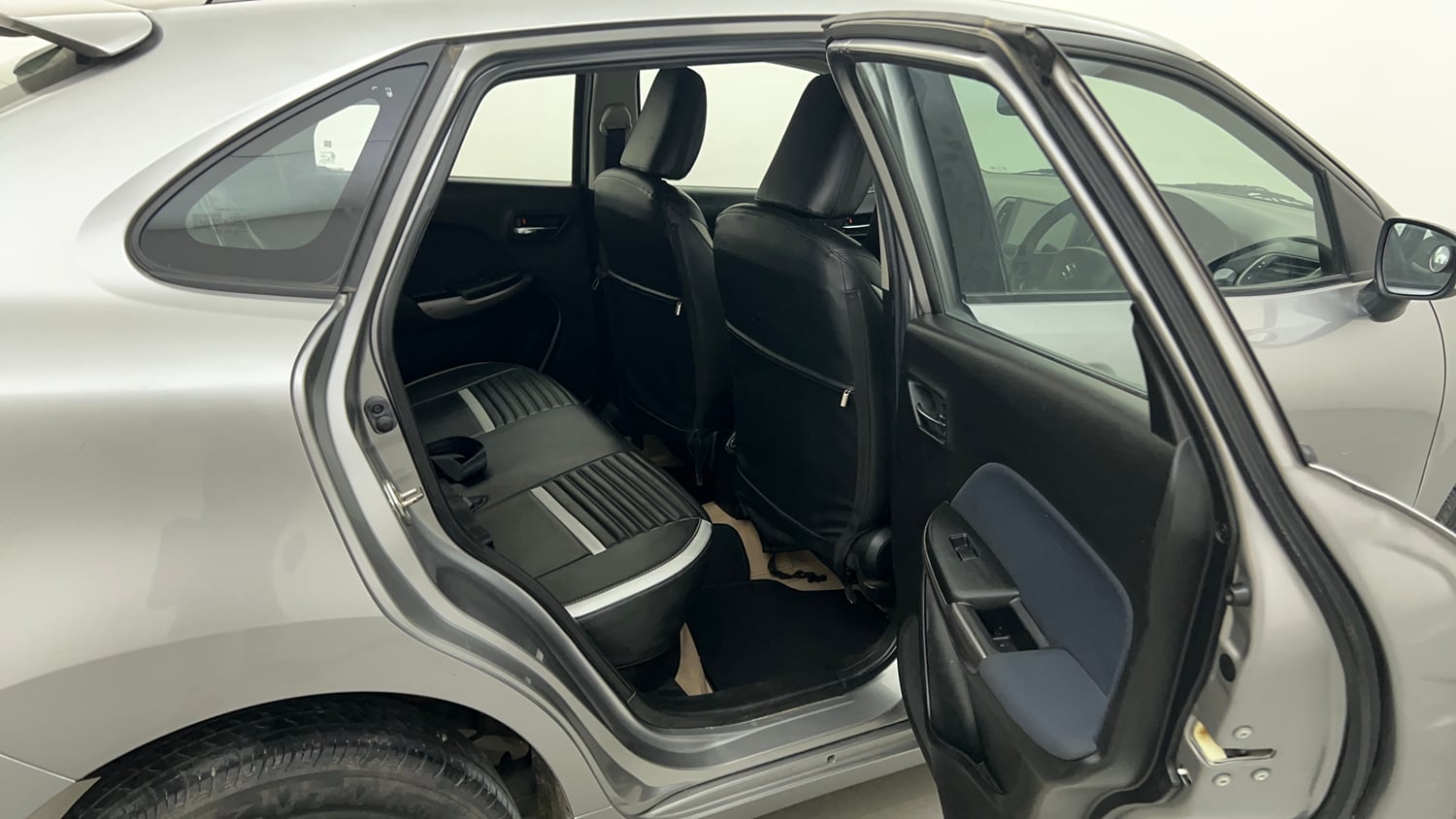 Used 2021 Maruti Suzuki Baleno Delta Petrol Manual interior RIGHT SIDE REAR DOOR CABIN VIEW
