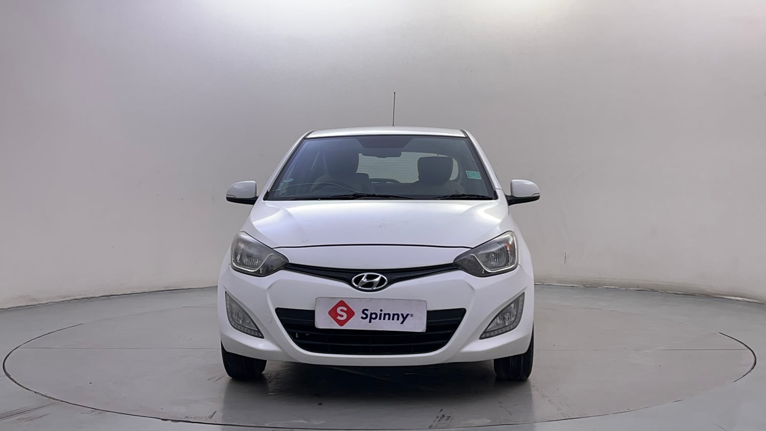 Used 2013 Hyundai i20 Asta 1.2 Petrol Manual exterior FRONT VIEW