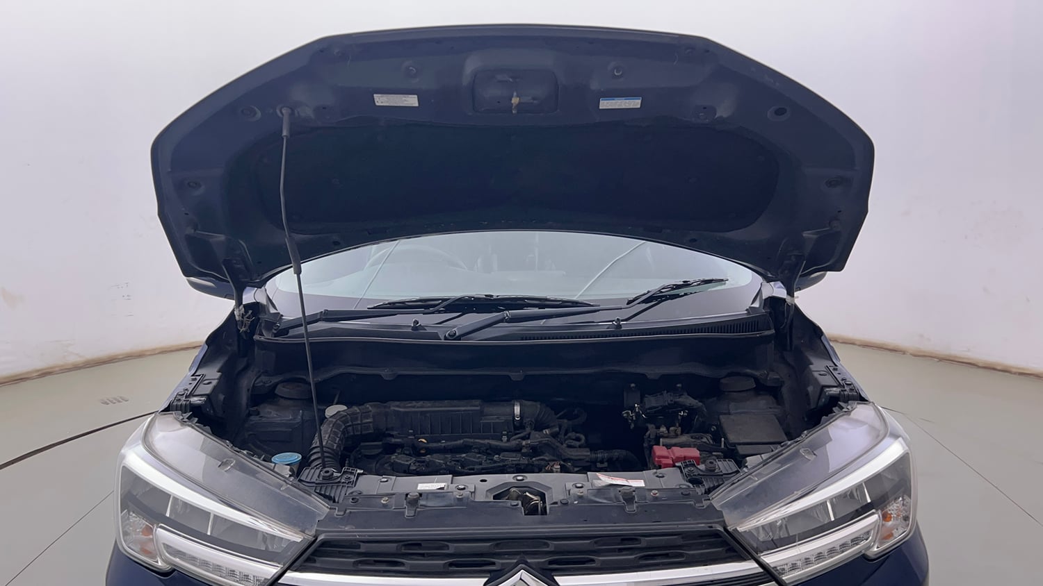 Used 2020 Maruti Suzuki XL6 Alpha AT Petrol Petrol Automatic engine ENGINE & BONNET OPEN FRONT VIEW