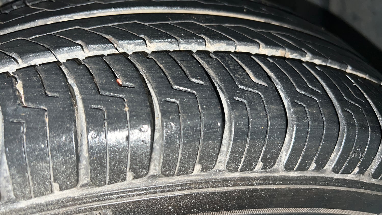 Used 2020 Maruti Suzuki Baleno Delta Petrol Manual tyres RIGHT FRONT TYRE TREAD VIEW