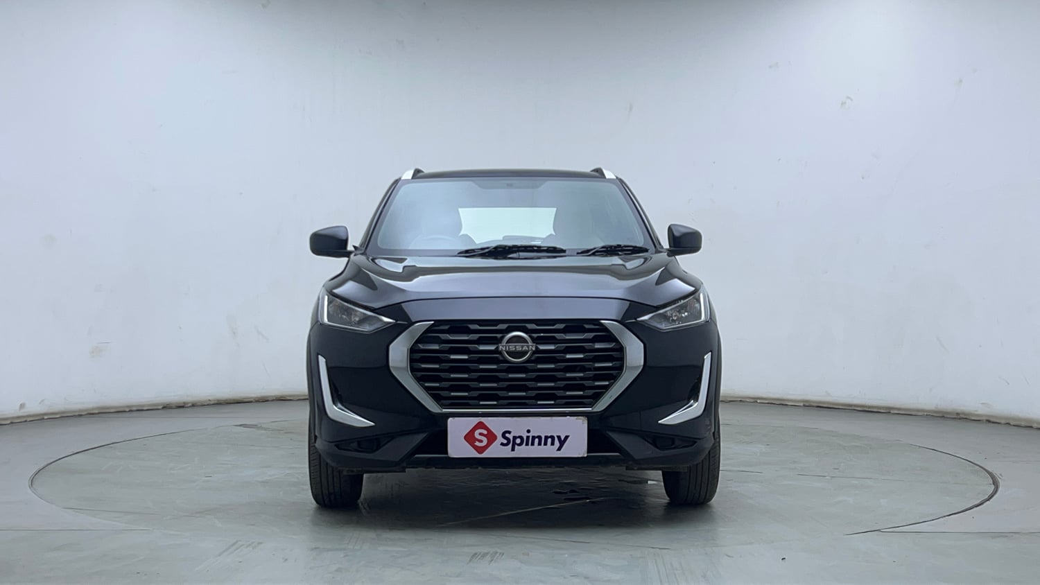 Used 2024 Nissan Magnite XE AMT Petrol Automatic exterior FRONT VIEW