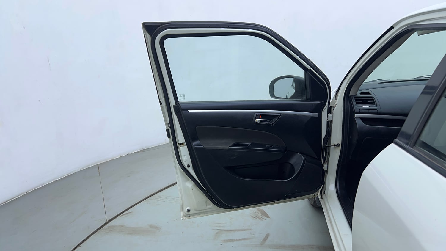 Used 2012 Maruti Suzuki Swift VXi Petrol Manual interior LEFT FRONT DOOR OPEN VIEW