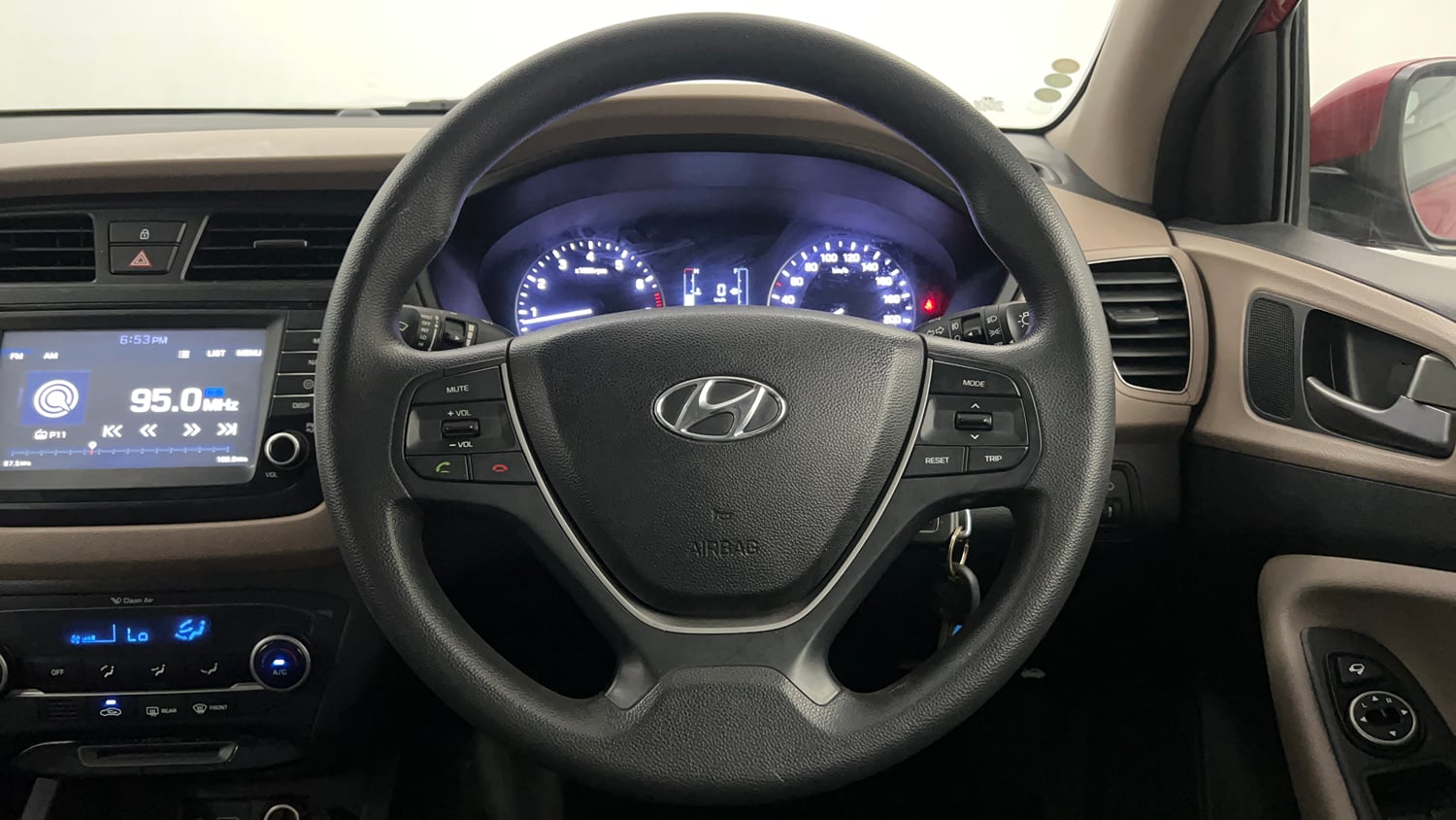 Used 2017 Hyundai Elite i20 Asta 1.2 Petrol Manual interior STEERING VIEW
