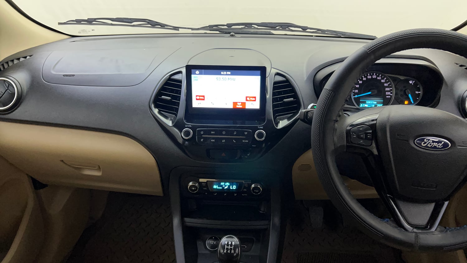 Used 2019 Ford Figo Aspire Titanium 1.2 Ti-VCT Petrol Manual interior MUSIC SYSTEM & AC CONTROL VIEW