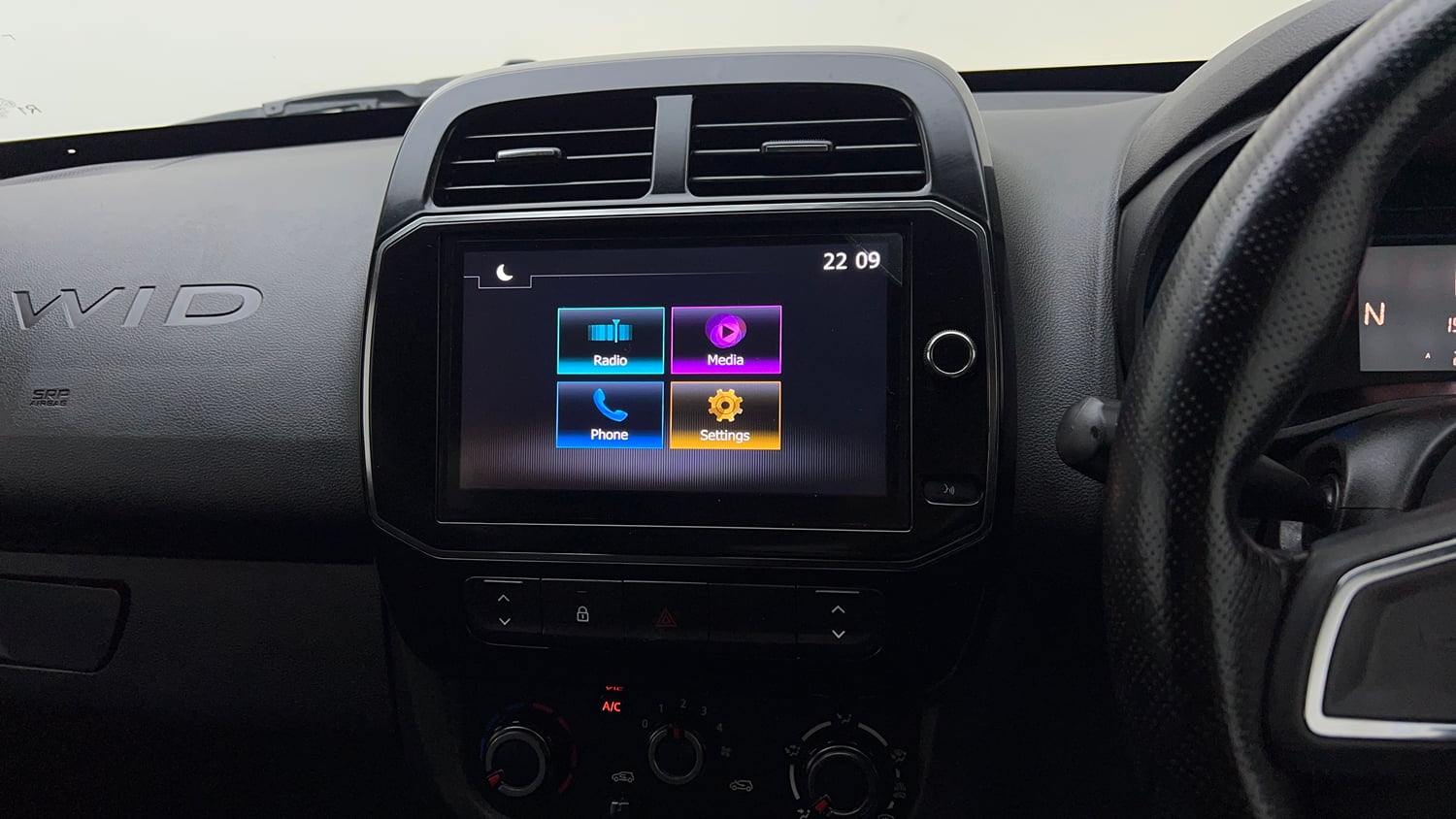 Used 2022 Renault Kwid RXT 1.0 AMT Petrol Automatic top_features Integrated (in-dash) music system
