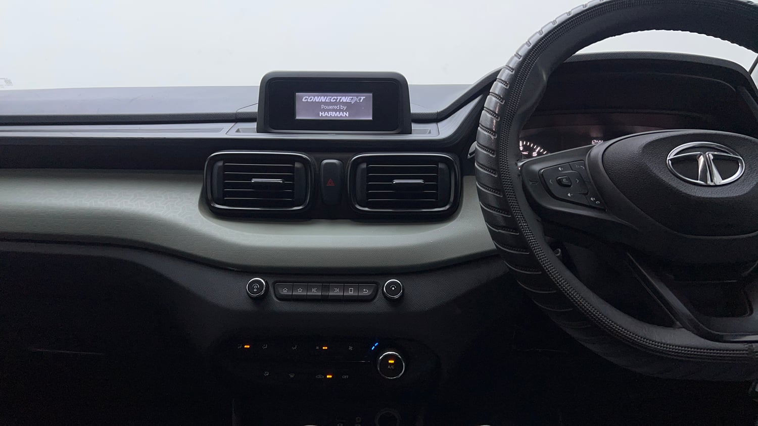Used 2022 Tata Punch Adventure MT Petrol Manual interior MUSIC SYSTEM & AC CONTROL VIEW