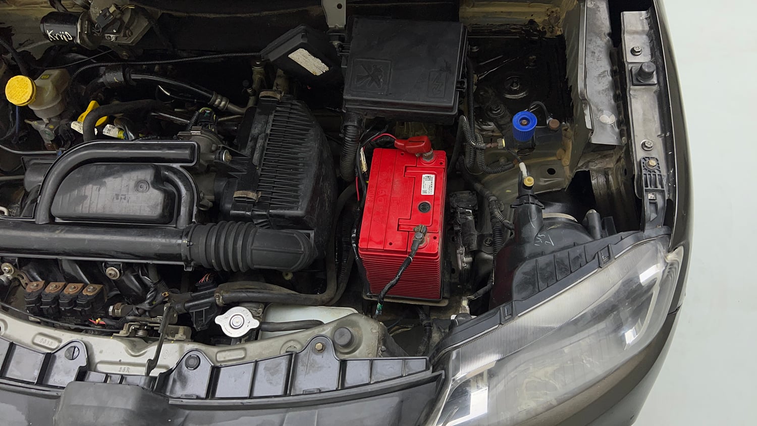 Used 2016 Renault Kwid RXT CNG (Outside Fitted) Cng Manual engine ENGINE LEFT SIDE VIEW