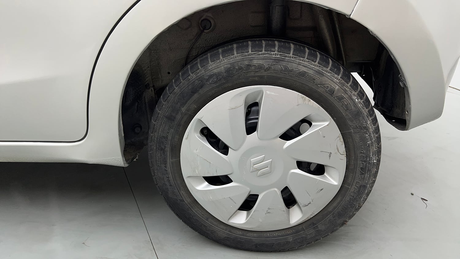Used 2018 Maruti Suzuki Celerio ZXi (O) AMT Petrol Automatic tyres LEFT REAR TYRE RIM VIEW