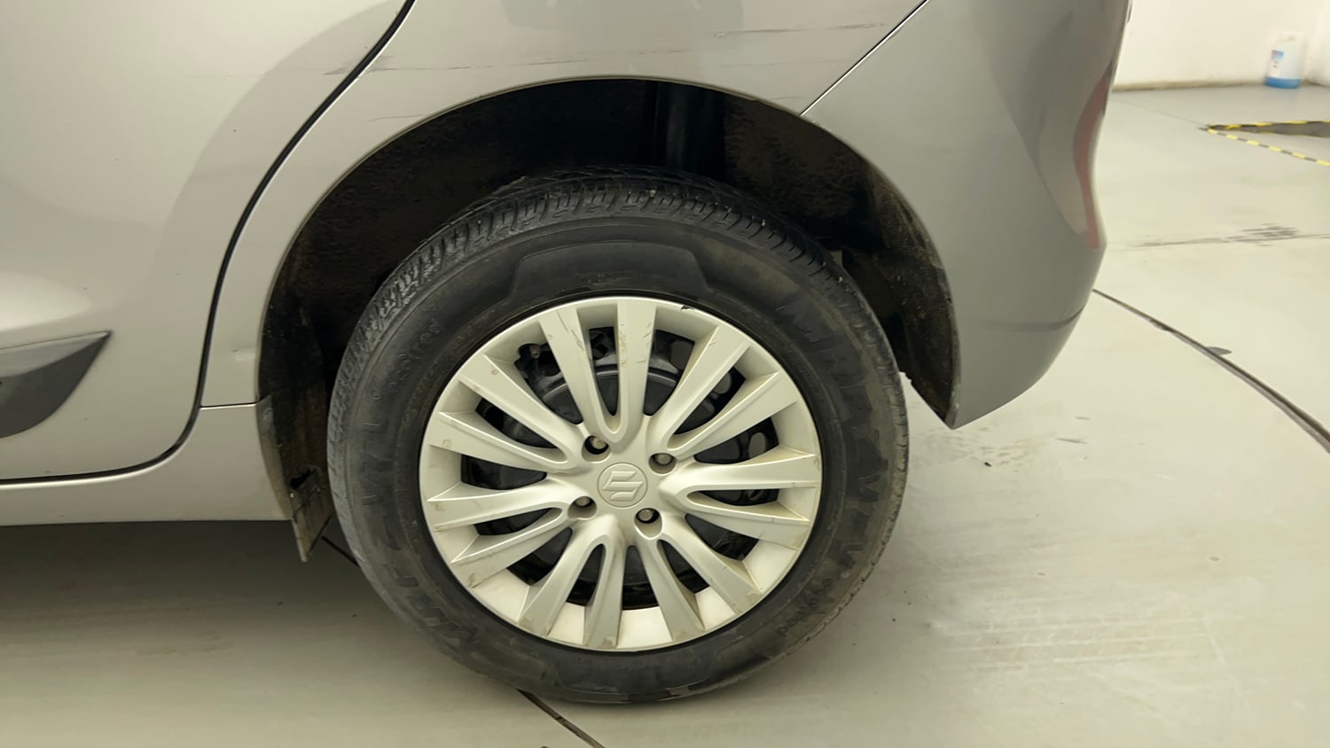 Used 2021 Maruti Suzuki Baleno Delta Petrol Manual tyres LEFT REAR TYRE RIM VIEW