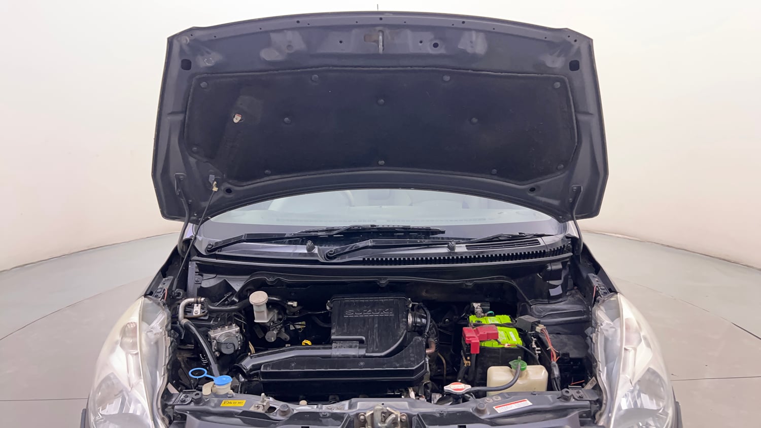Used 2017 Maruti Suzuki Ertiga VXI Petrol Manual engine ENGINE & BONNET OPEN FRONT VIEW