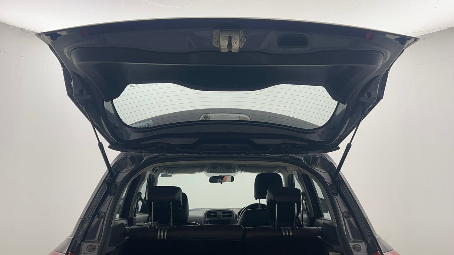 Used 2022 Toyota Urban Cruiser High Grade MT Petrol Manual interior DICKY DOOR OPEN VIEW