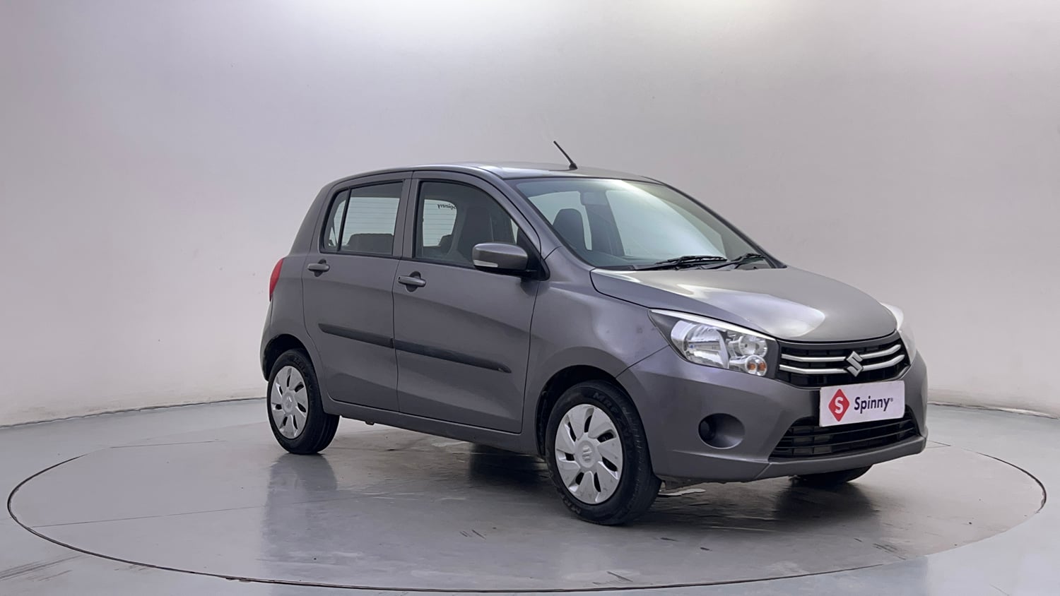 Used 2015 Maruti Suzuki Celerio ZXi AMT Petrol Automatic exterior RIGHT FRONT CORNER VIEW