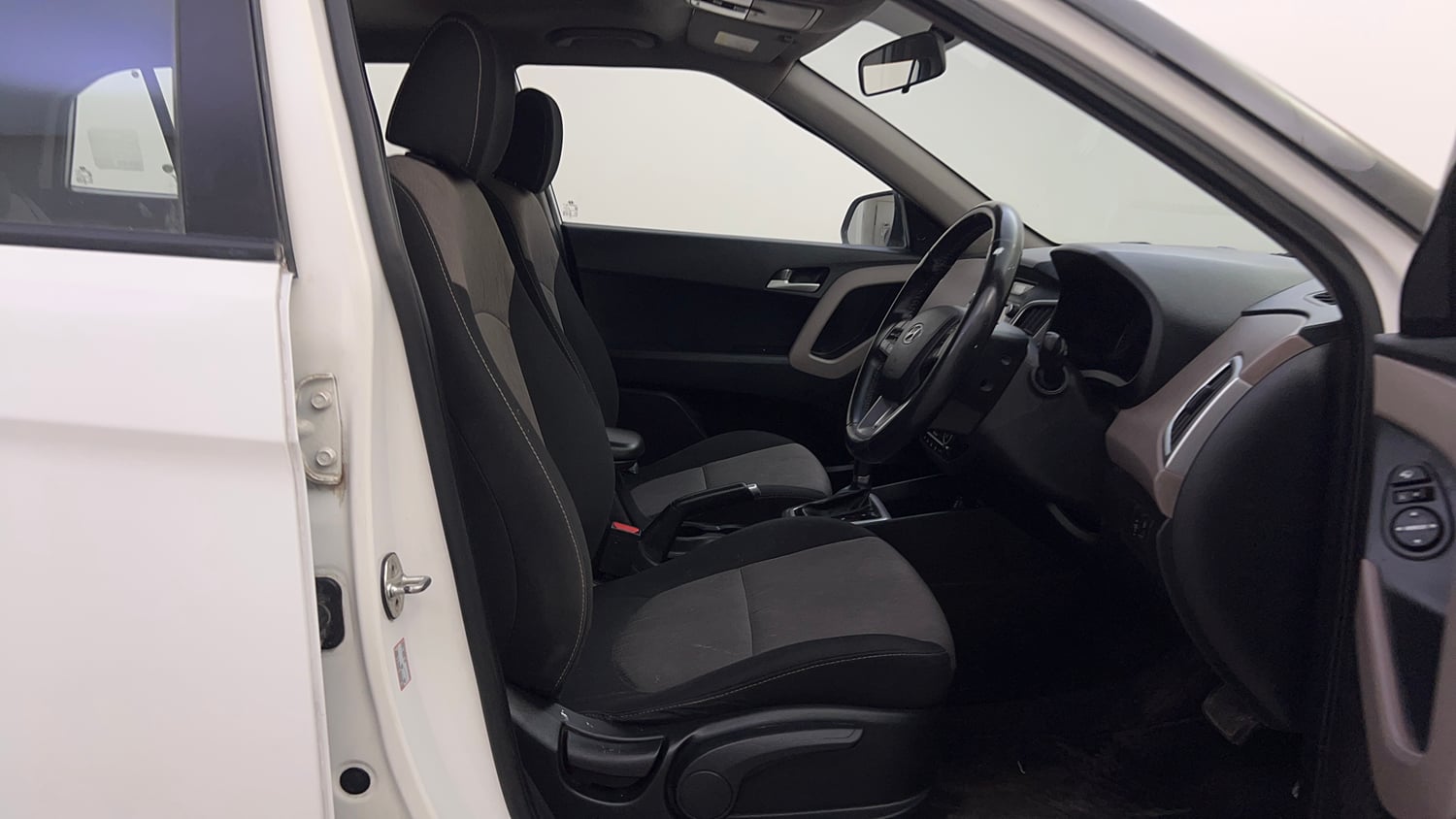 Used 2018 Hyundai Creta SX 1.6 AT Petrol Petrol Automatic interior RIGHT SIDE FRONT DOOR CABIN VIEW