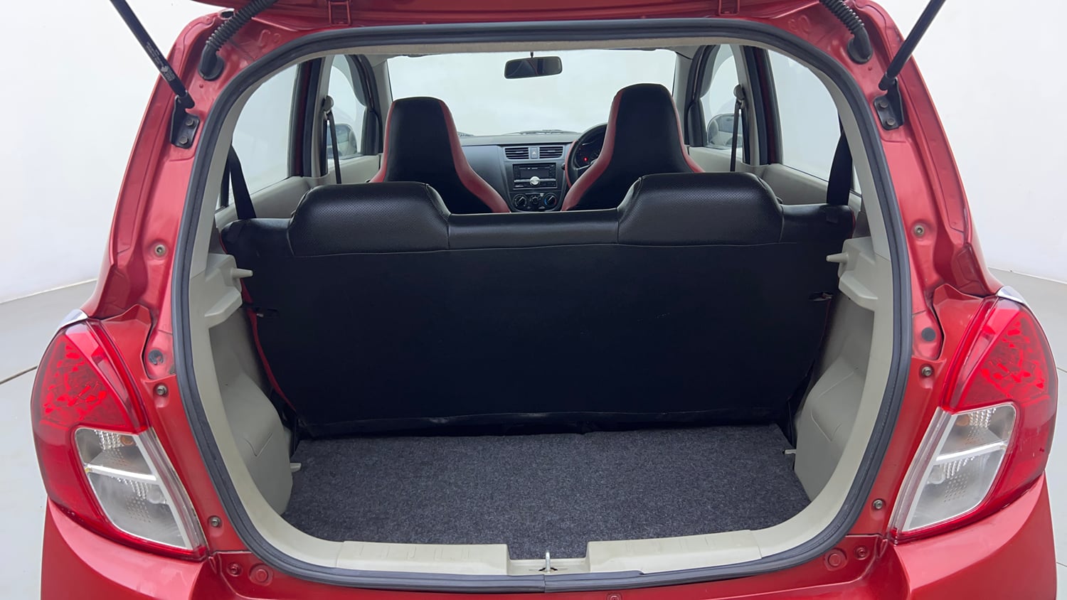Used 2014 Maruti Suzuki Celerio LXi Petrol Manual interior DICKY INSIDE VIEW